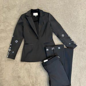 Alexis Black Satin embellished pant suit - 2 piece Size M